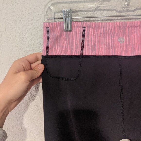 Lululemon Breathe Easy Crop Black Wee Are From Space Neon Pink Opal Size 6 EUC - Picture 5 of 12